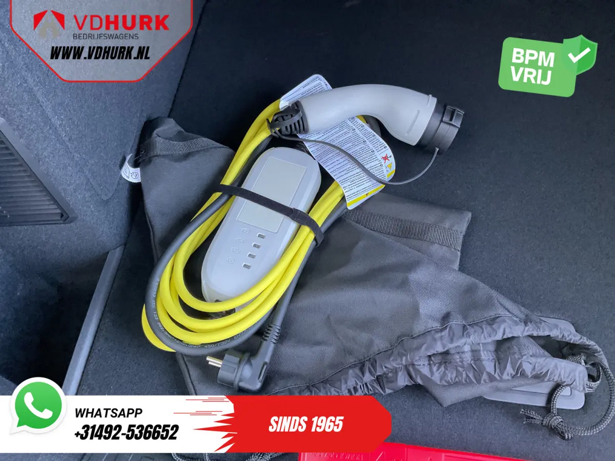 1.5 TSI e-Hybrid 272 pk VZ Limited Pano/ Elek.Trekhaak/ Sennheiser/ 360 Camera/ Matrix/ Snellader/ Elek.klep/ Head-up/ Memory/ Standkachel/ Stoelverw./ Carplay/ Adapt.Cruise/ PDC/ 20'' LMV