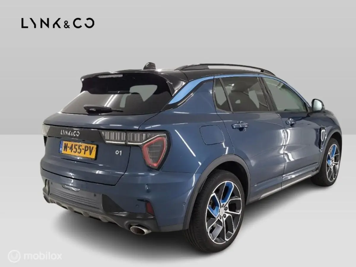 - 1.5 261PK Plug-in Hybrid, Pano, Camera , Apple Carplay✅NL AUTO