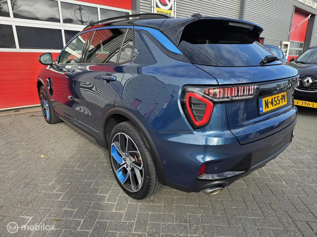 - 1.5 261PK Plug-in Hybrid, Pano, Camera , Apple Carplay✅NL AUTO