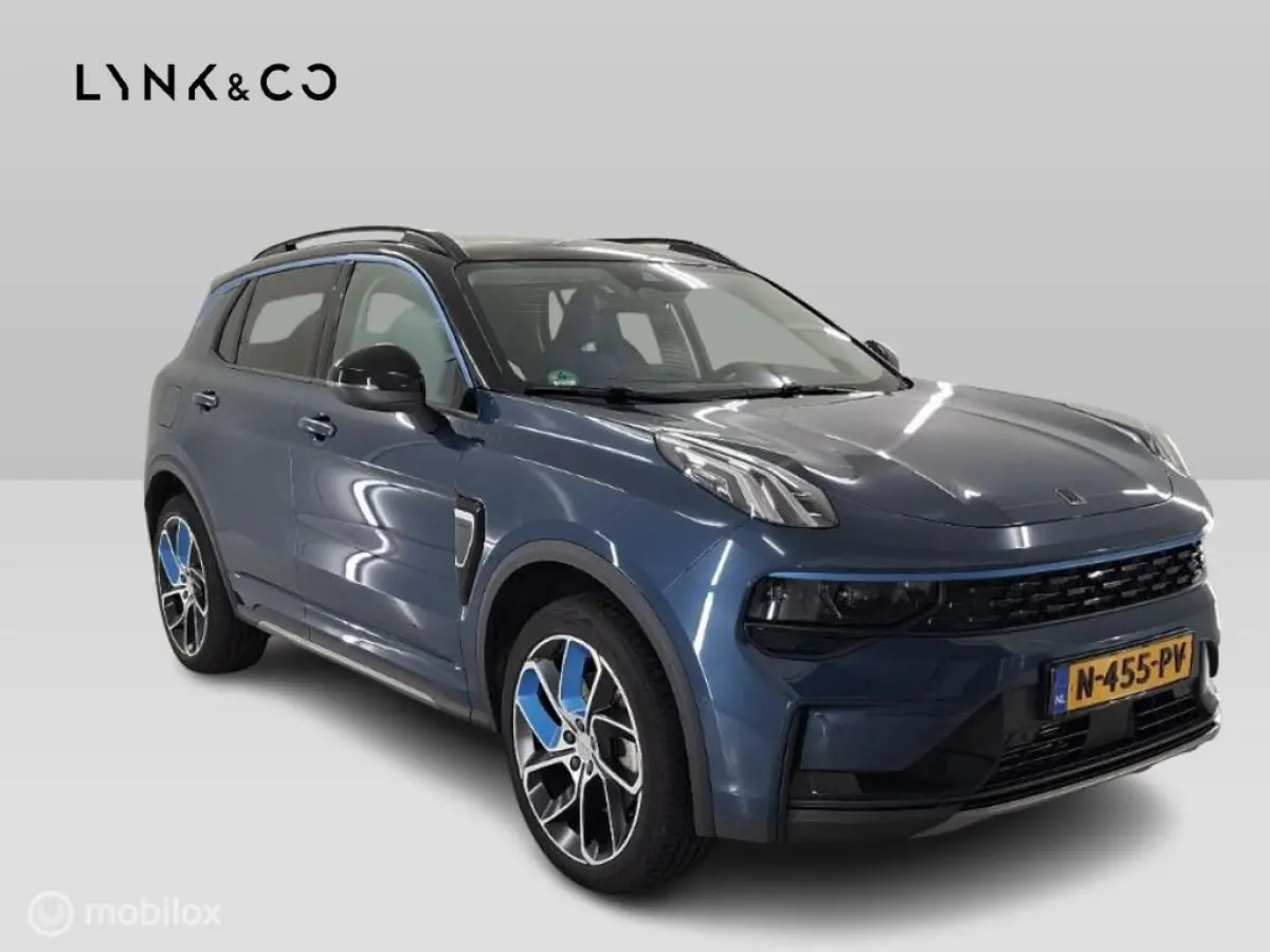 - 1.5 261PK Plug-in Hybrid, Pano, Camera , Apple Carplay✅NL AUTO