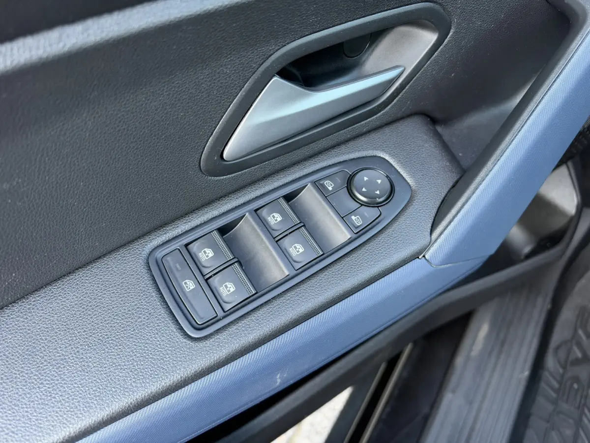 1.6 Hybrid 140 Expression | Apple Carplay | Camera