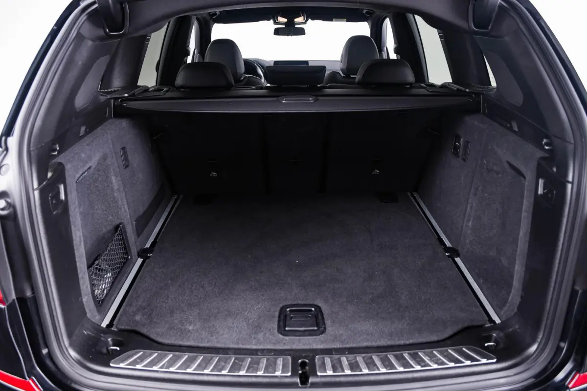 M40i xDrive High Executive Trekhaak - Panoramadak - Harman Kardon - Head-Up Display - Adaptive LED - Driving Assistant Plus - Parking Assistant Plus