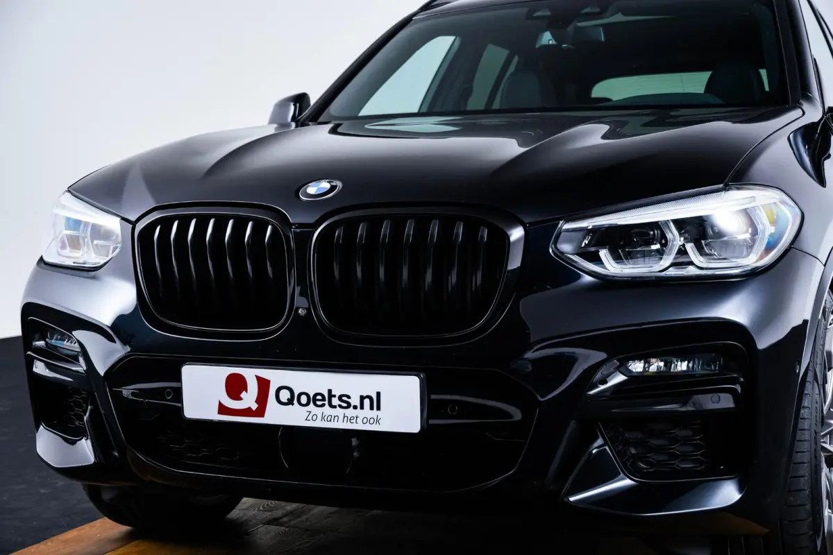 M40i xDrive High Executive Trekhaak - Panoramadak - Harman Kardon - Head-Up Display - Adaptive LED - Driving Assistant Plus - Parking Assistant Plus