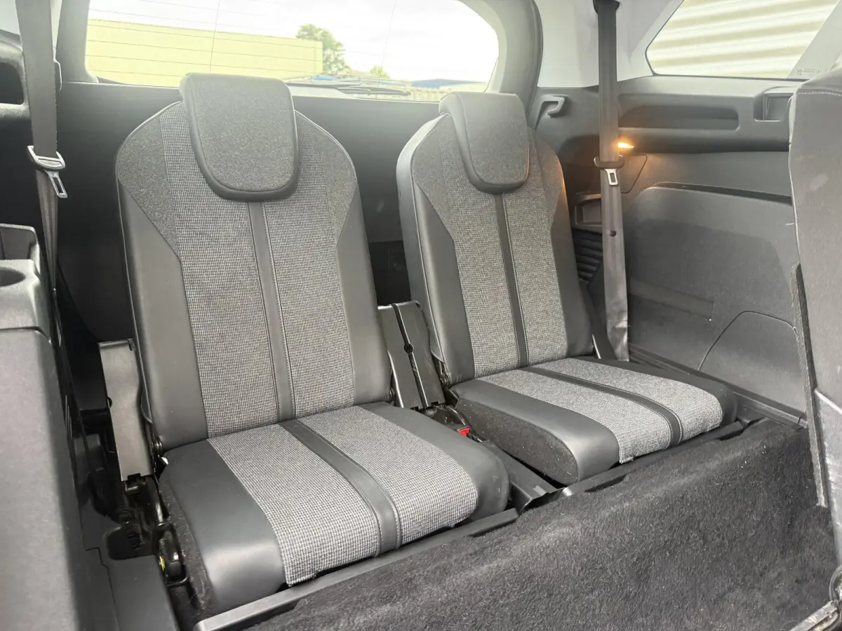 1.2 PureTech Allure 7-Zits|2e Eigenaar|Navi|Camera|D-riem vv in 2024|Cliam|Cruise|i-Cockpit|Carplay|N.A.P|APK tot 08-2027