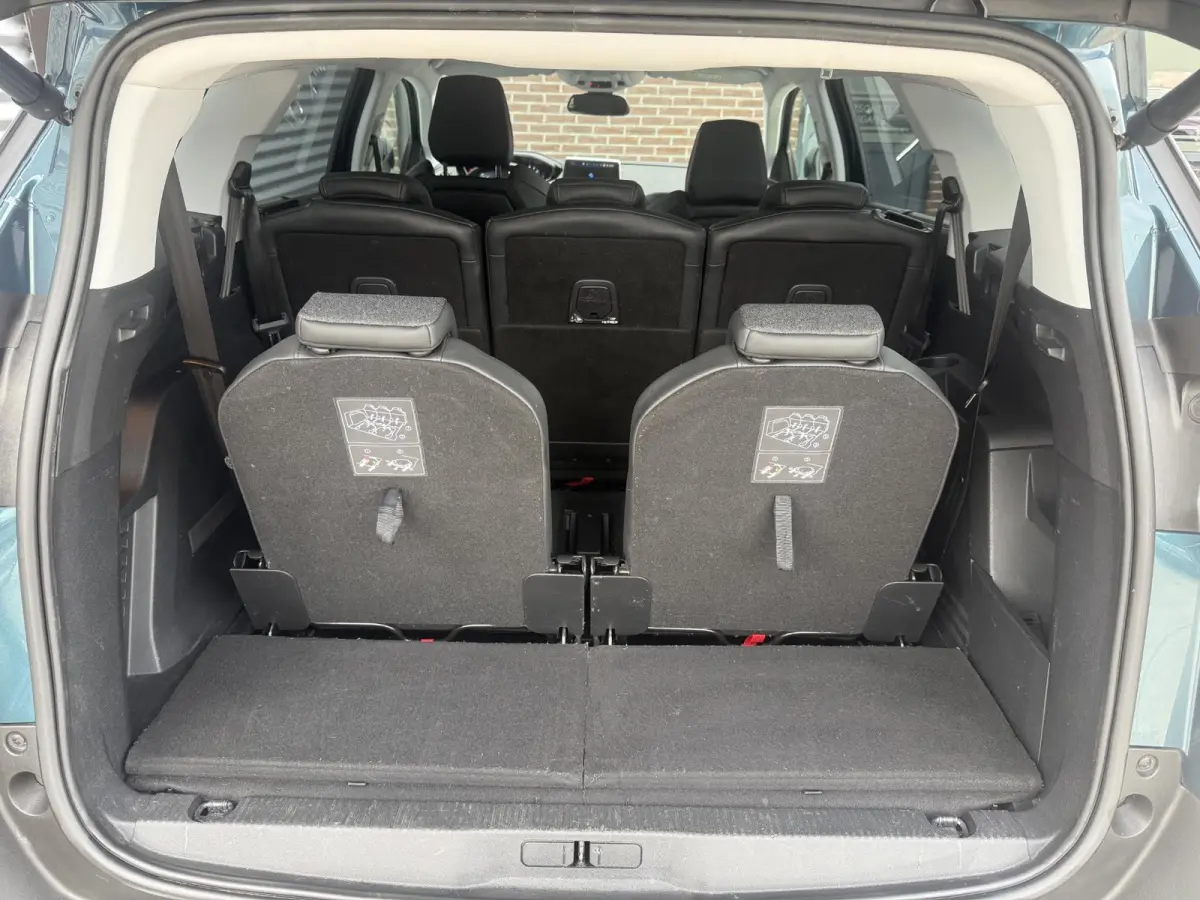 1.2 PureTech Allure 7-Zits|2e Eigenaar|Navi|Camera|D-riem vv in 2024|Cliam|Cruise|i-Cockpit|Carplay|N.A.P|APK tot 08-2027