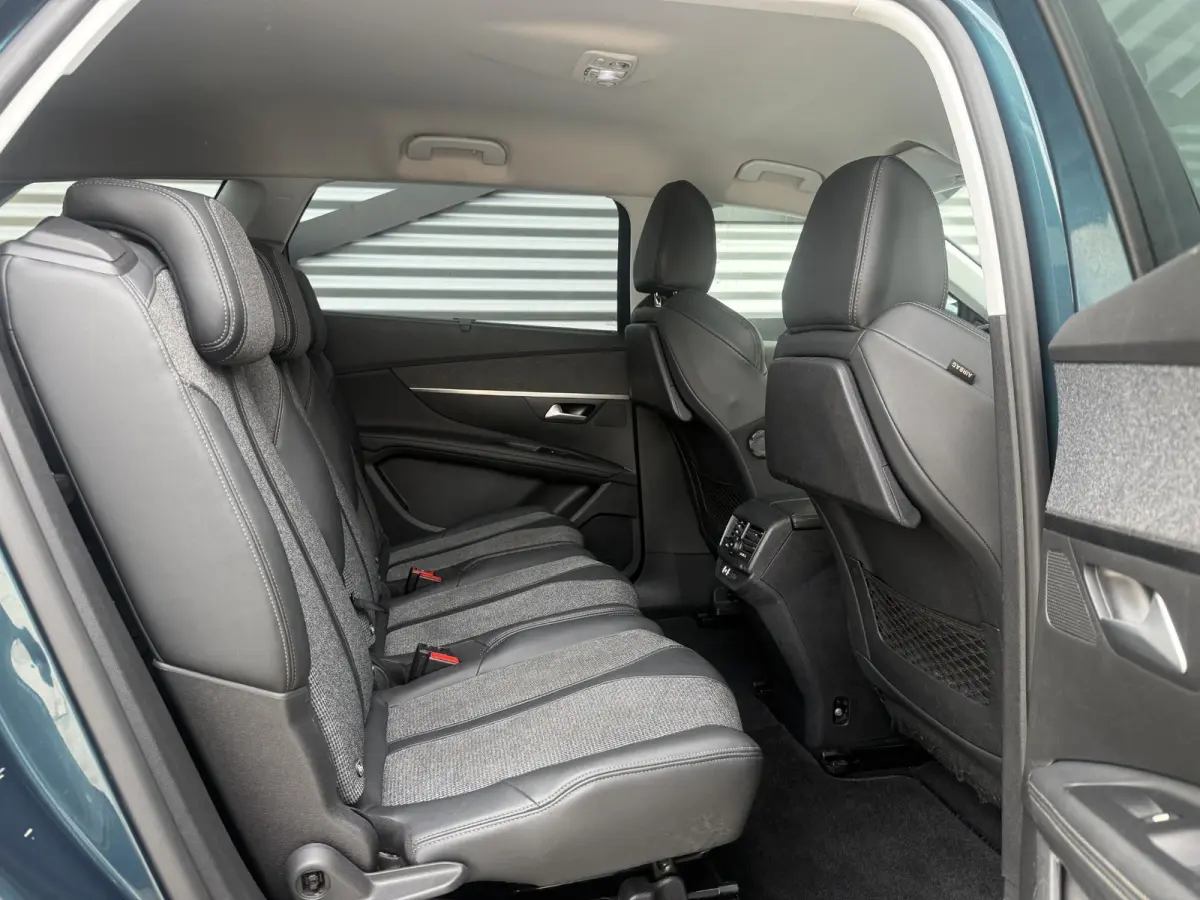 1.2 PureTech Allure 7-Zits|2e Eigenaar|Navi|Camera|D-riem vv in 2024|Cliam|Cruise|i-Cockpit|Carplay|N.A.P|APK tot 08-2027