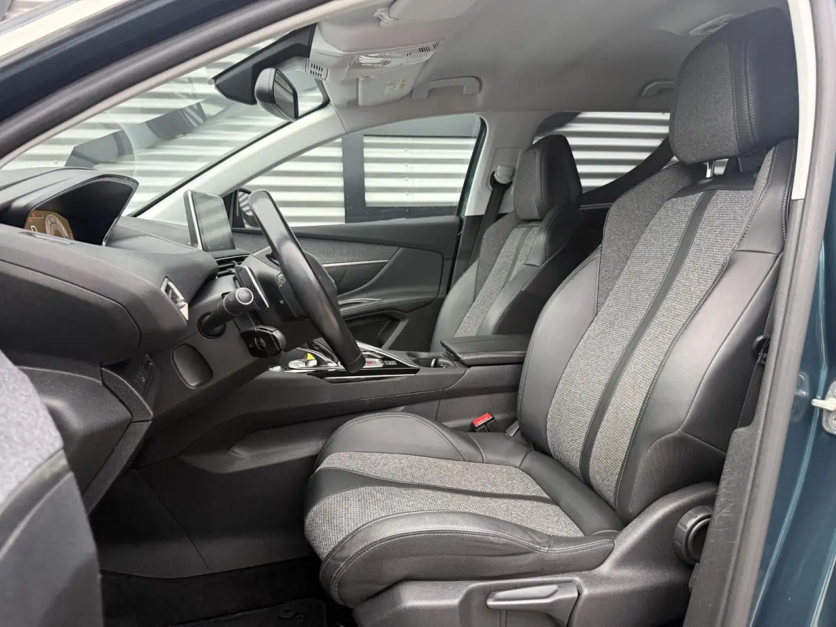1.2 PureTech Allure 7-Zits|2e Eigenaar|Navi|Camera|D-riem vv in 2024|Cliam|Cruise|i-Cockpit|Carplay|N.A.P|APK tot 08-2027