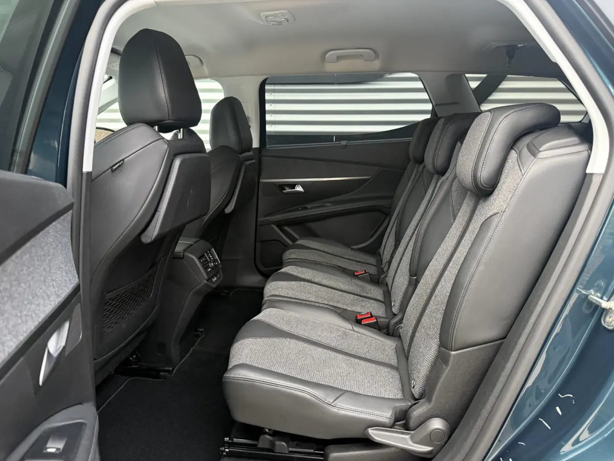 1.2 PureTech Allure 7-Zits|2e Eigenaar|Navi|Camera|D-riem vv in 2024|Cliam|Cruise|i-Cockpit|Carplay|N.A.P|APK tot 08-2027