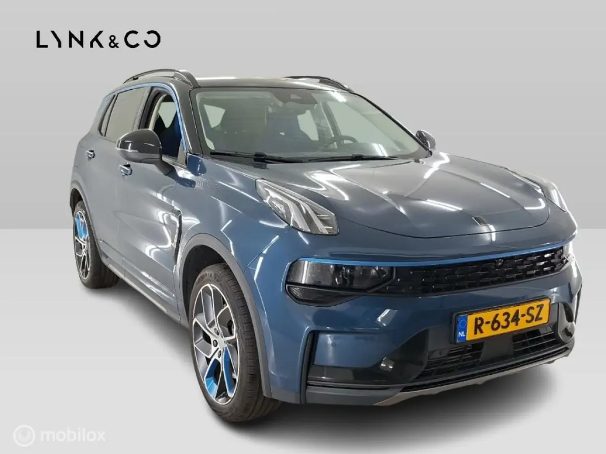 - 1.5 261PK Plug-in Hybrid, Pano, Camera , Apple Carplay✅NL AUTO