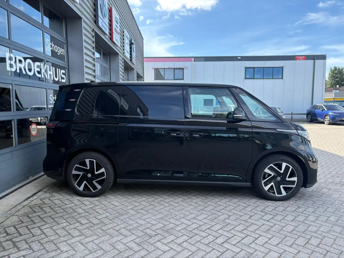 Bulli Limited Edition 79 kWh 4MOTION | Trekhaak | 360 graden camera | Achterdeuren zonder ruit | Achteruitrijcamera | Apple Carplay/Android Auto|telefoonintegratie premium