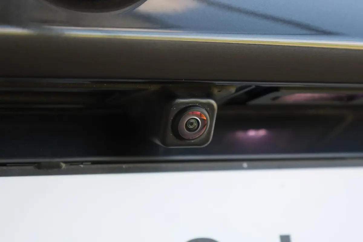 520e Driving Assistant | Panoramadak | Laserlight | HiFi | Comfortstoelen