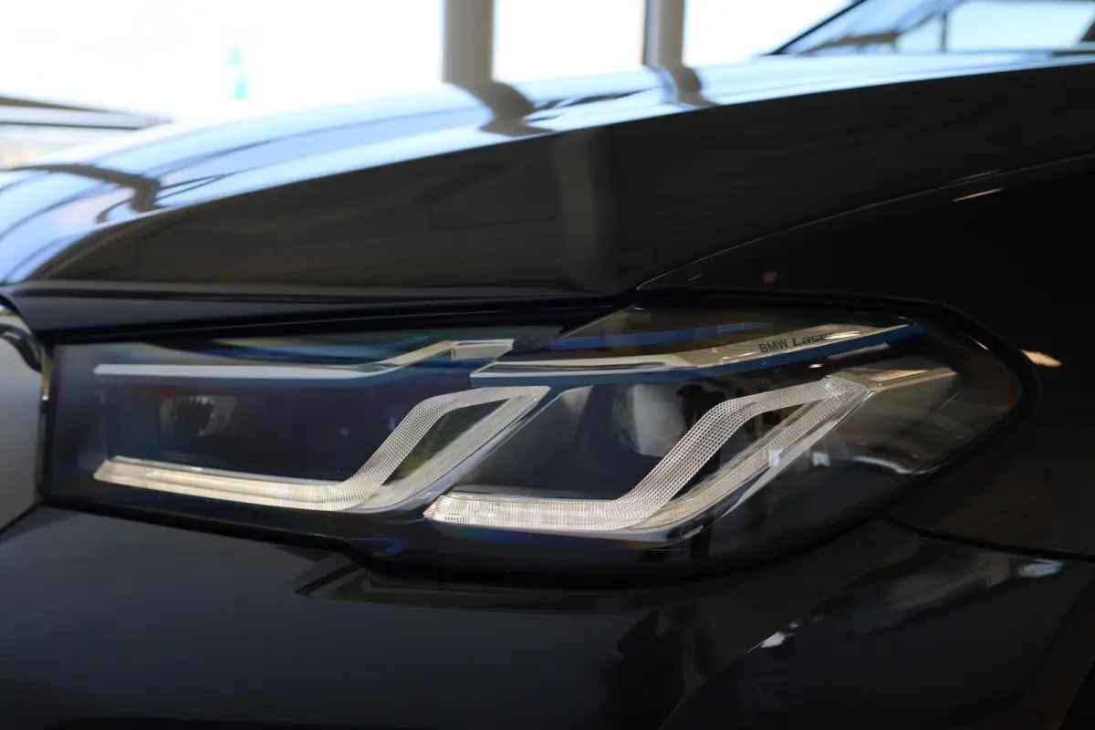 520e Driving Assistant | Panoramadak | Laserlight | HiFi | Comfortstoelen