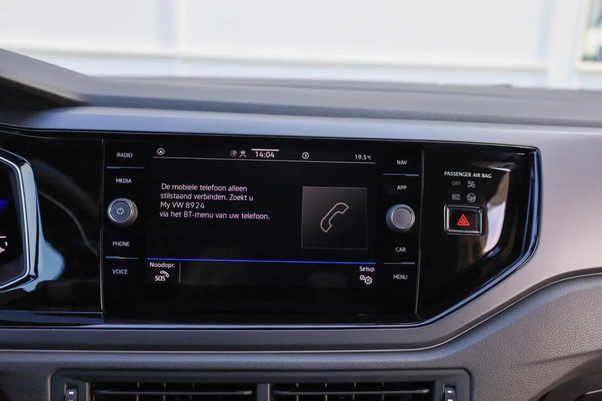 1.0 TSI 95pk R-Line | Parkeersensoren | ACC | Apple Carplay/Android Auto