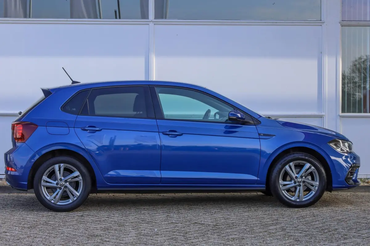 1.0 TSI 95pk R-Line | Parkeersensoren | ACC | Apple Carplay/Android Auto