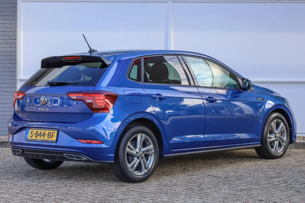 1.0 TSI 95pk R-Line | Parkeersensoren | ACC | Apple Carplay/Android Auto