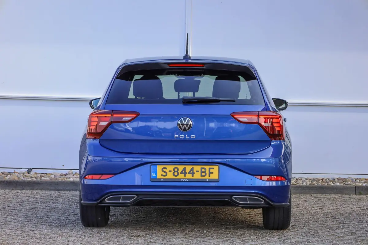 1.0 TSI 95pk R-Line | Parkeersensoren | ACC | Apple Carplay/Android Auto