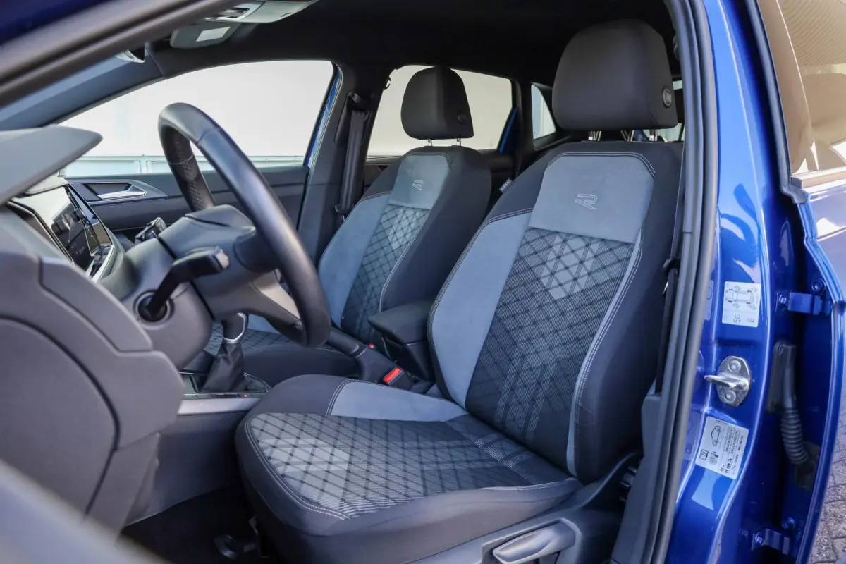 1.0 TSI 95pk R-Line | Parkeersensoren | ACC | Apple Carplay/Android Auto