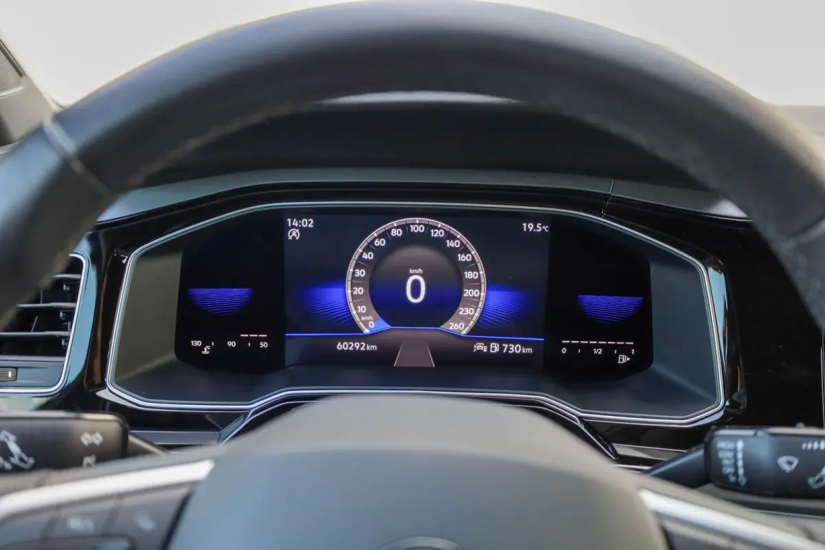 1.0 TSI 95pk R-Line | Parkeersensoren | ACC | Apple Carplay/Android Auto
