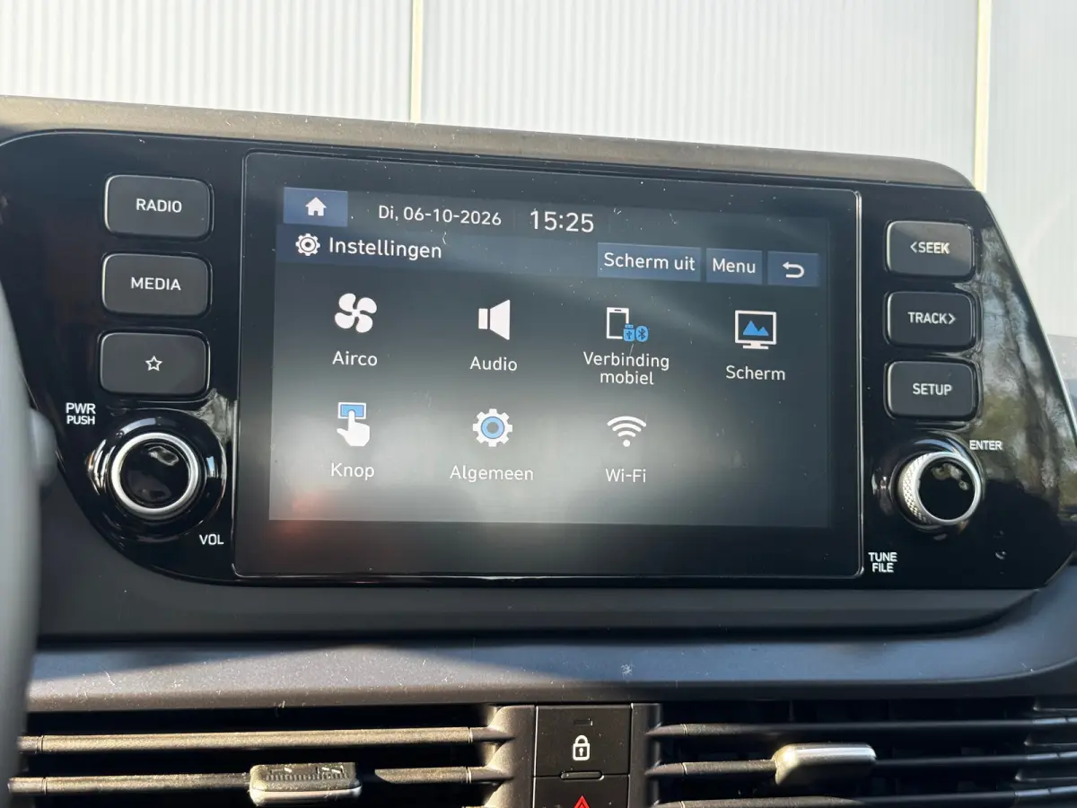 1.0 T-GDI 100pk Comfort / Navigatie d.m.v. Apple Carplay & Android Auto / Airco / Achteruitrijcamera / Airco | Camera | Carplay | Bestuurdersstoel in hoogte verstelbaar | Cruise control | Do
