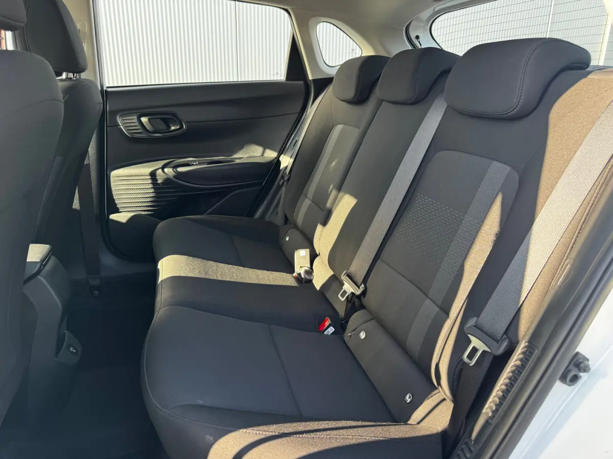 1.0 T-GDI 100pk Comfort / Navigatie d.m.v. Apple Carplay & Android Auto / Airco / Achteruitrijcamera / Airco | Camera | Carplay | Bestuurdersstoel in hoogte verstelbaar | Cruise control | Do