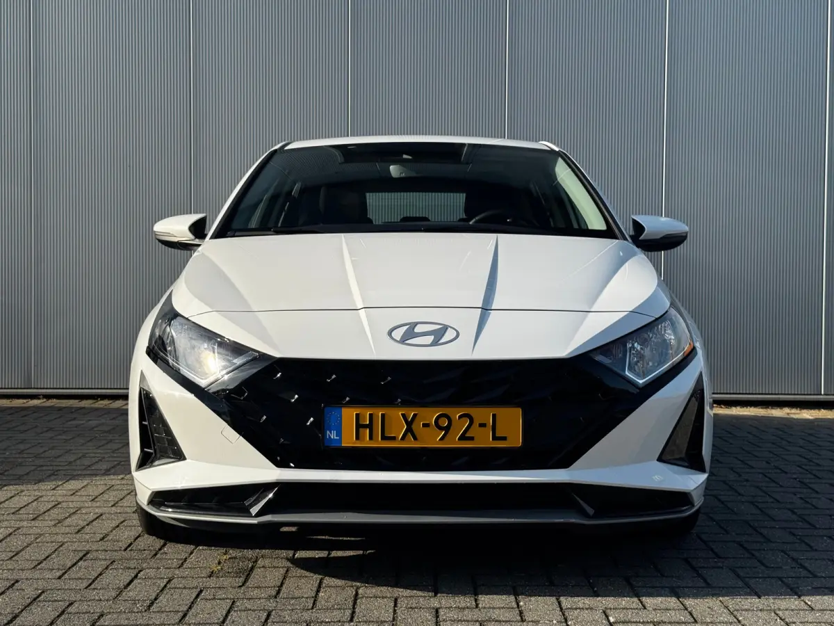 1.0 T-GDI 100pk Comfort / Navigatie d.m.v. Apple Carplay & Android Auto / Airco / Achteruitrijcamera / Airco | Camera | Carplay | Bestuurdersstoel in hoogte verstelbaar | Cruise control | Do