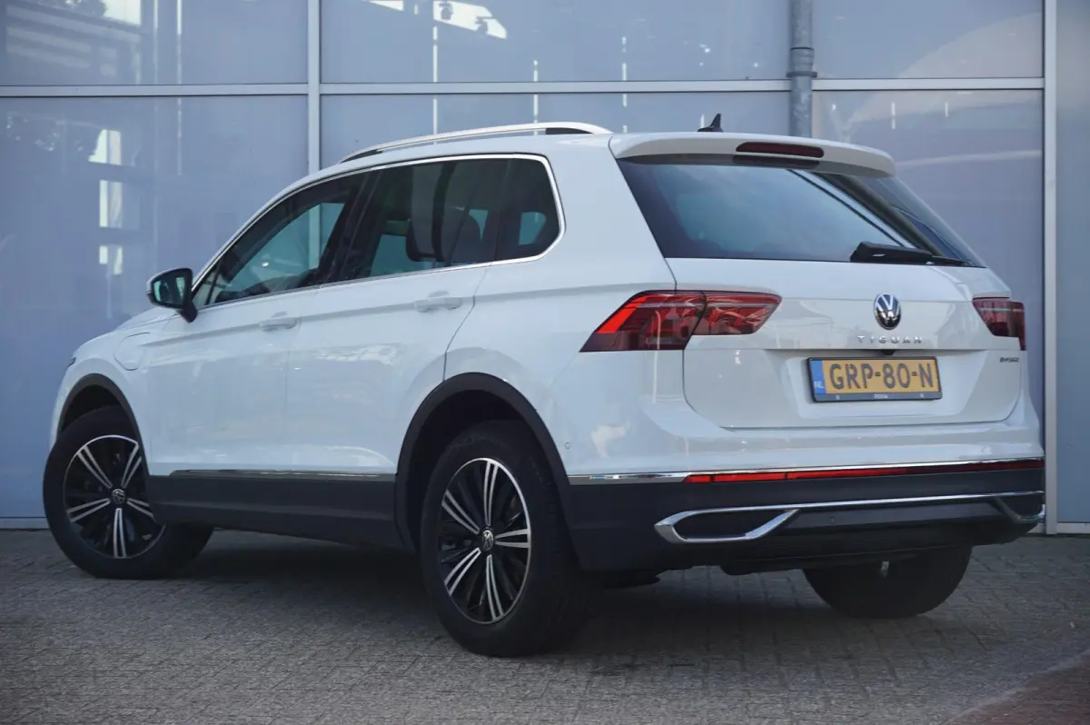 1.4 TSI 245pk eHybrid Elegance | SOH 98% | Panoramadak | Elektrische Achterklep | Achteruitrijcamera |