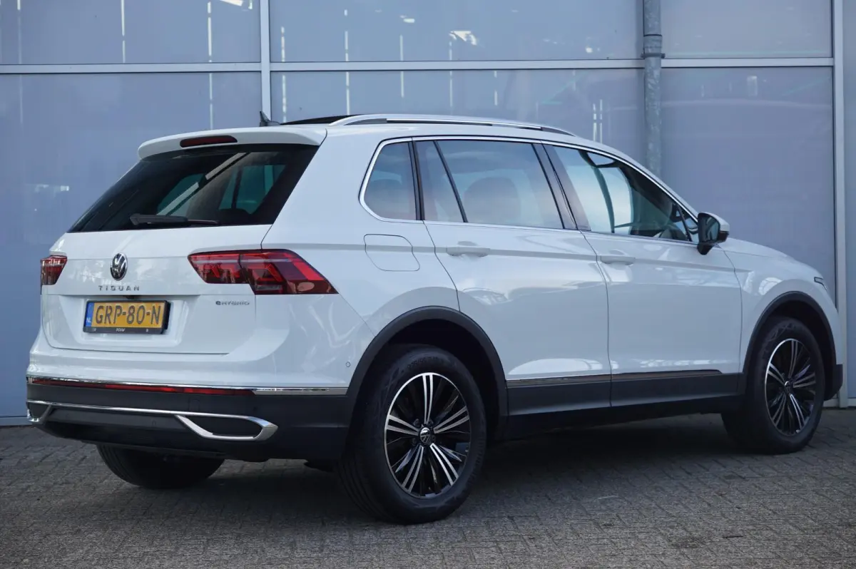 1.4 TSI 245pk eHybrid Elegance | SOH 98% | Panoramadak | Elektrische Achterklep | Achteruitrijcamera |