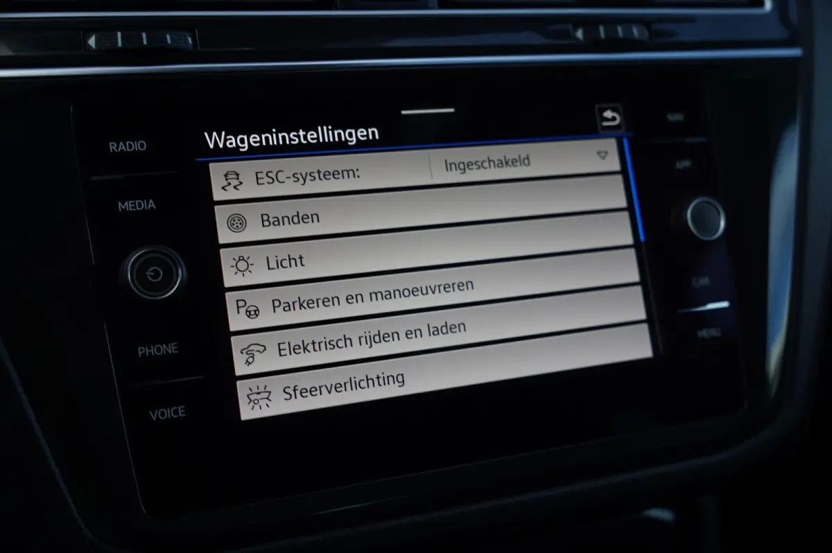 1.4 TSI 245pk eHybrid Elegance | SOH 98% | Panoramadak | Elektrische Achterklep | Achteruitrijcamera |