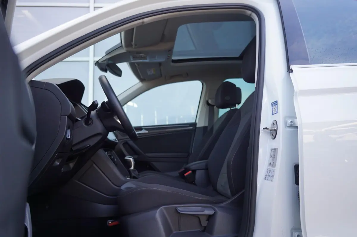 1.4 TSI 245pk eHybrid Elegance | SOH 98% | Panoramadak | Elektrische Achterklep | Achteruitrijcamera |