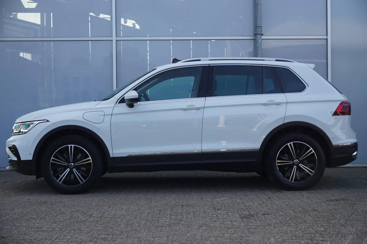 1.4 TSI 245pk eHybrid Elegance | SOH 98% | Panoramadak | Elektrische Achterklep | Achteruitrijcamera |