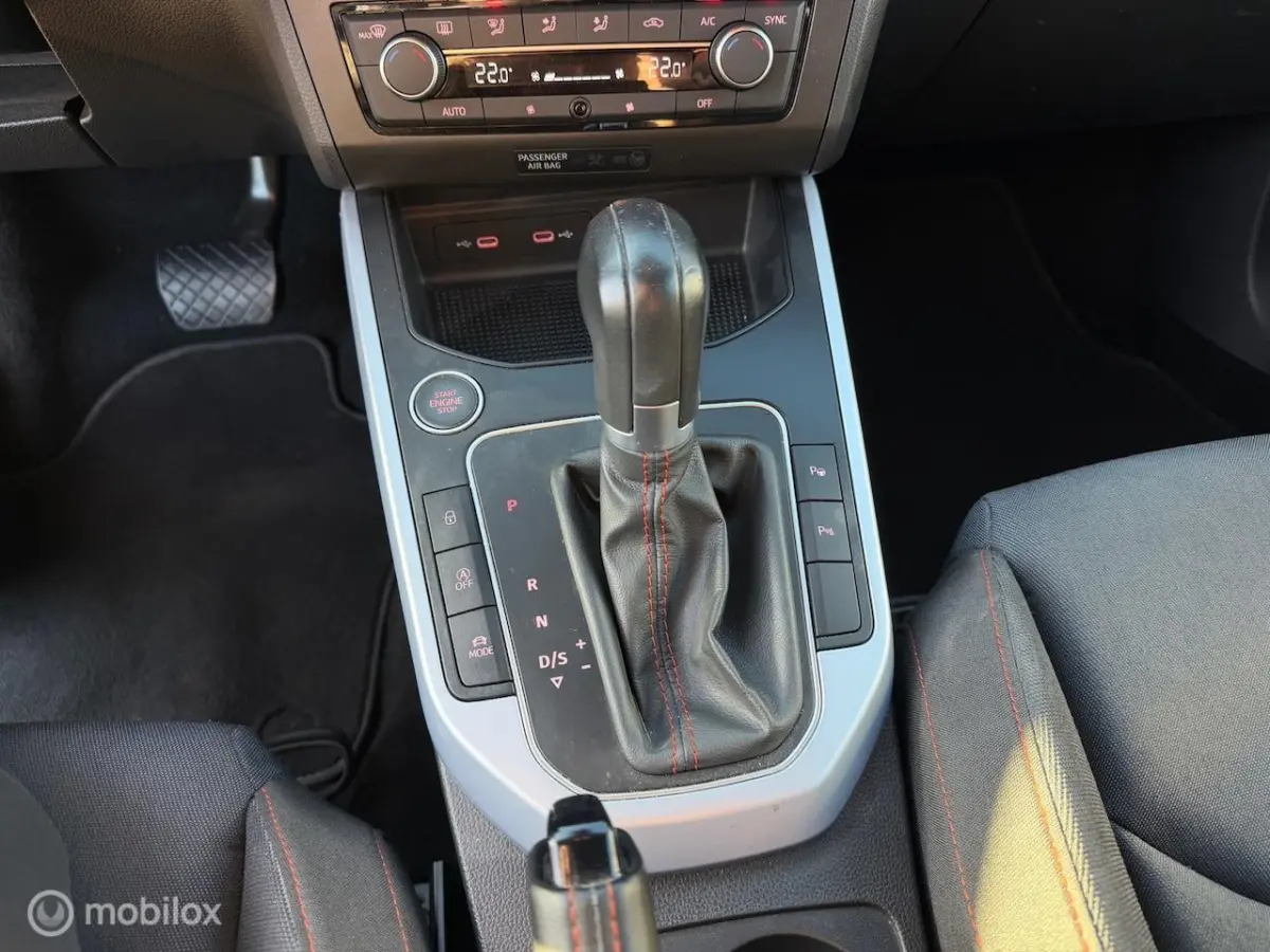1.0 TSI FR Business Connect