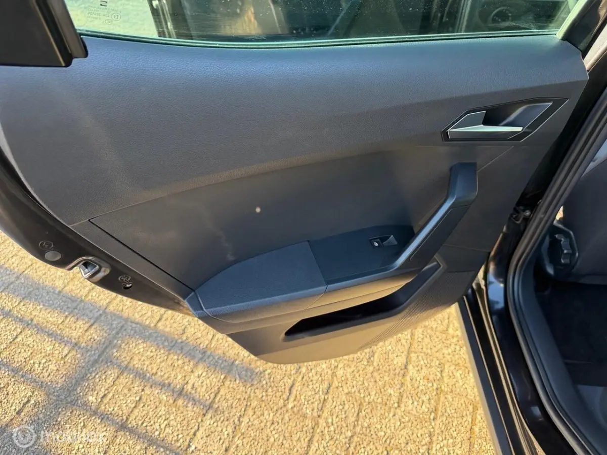 1.0 TSI FR Business Connect