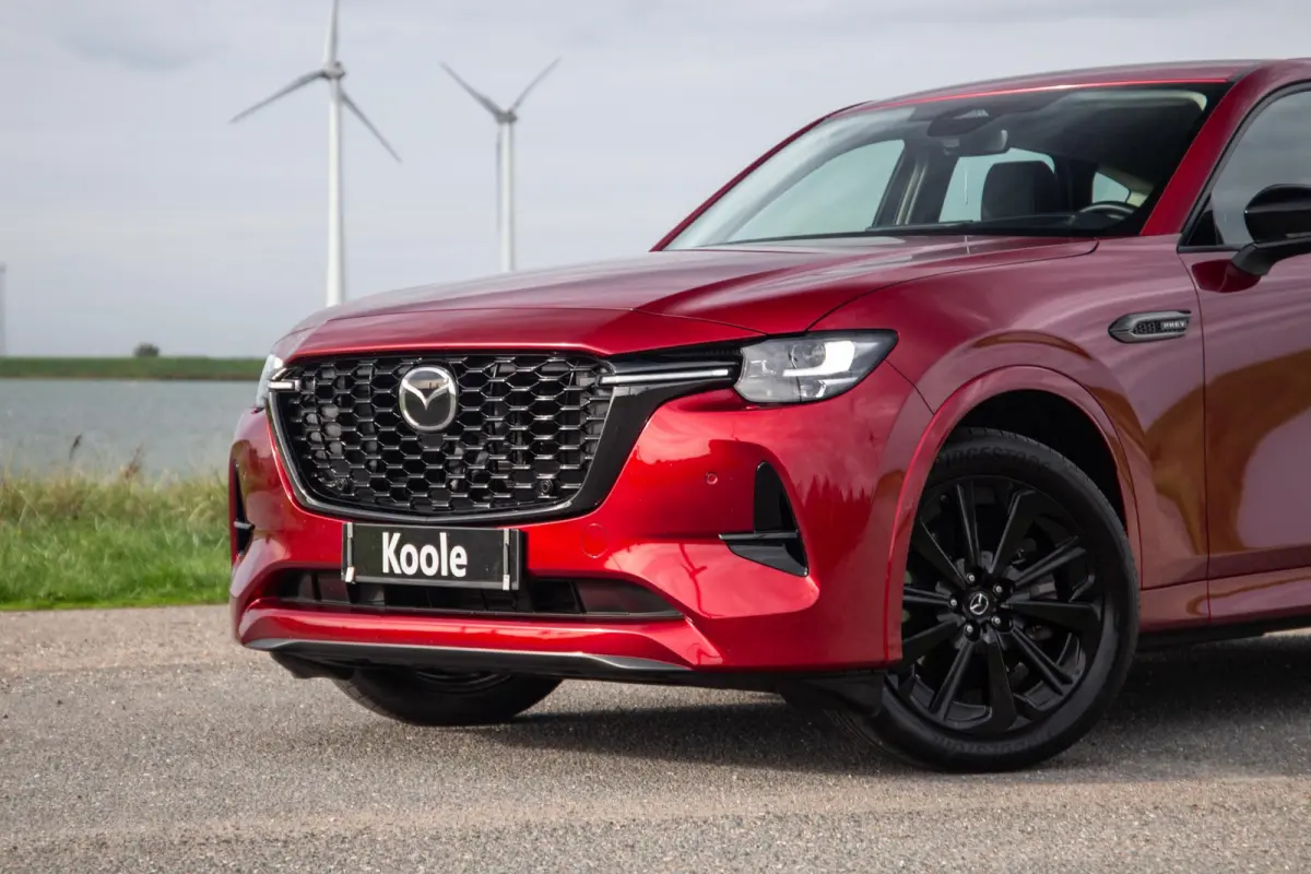 2.5 e-SkyActiv PHEV Homura Plus PANORAMA / 360 CAMERA / STOELVERWARMING + KOELING / CARPLAY / ADAPTIVE CRUISE