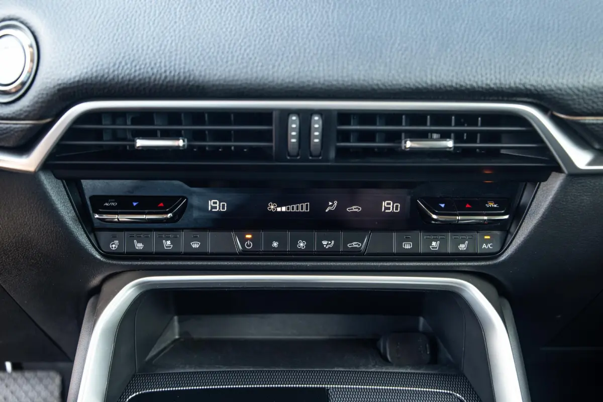 2.5 e-SkyActiv PHEV Homura Plus PANORAMA / 360 CAMERA / STOELVERWARMING + KOELING / CARPLAY / ADAPTIVE CRUISE