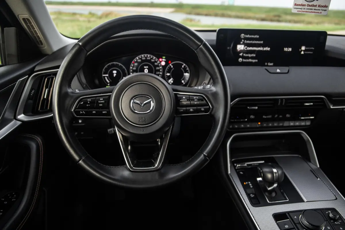 2.5 e-SkyActiv PHEV Homura Plus PANORAMA / 360 CAMERA / STOELVERWARMING + KOELING / CARPLAY / ADAPTIVE CRUISE