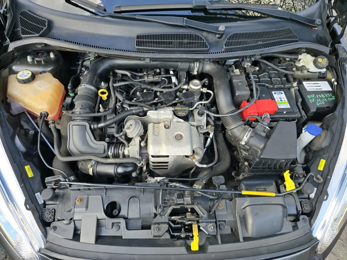 1.0 EcoBoost Titanium | 2E EIGENAAR | 12MND GARANTIE | NW DISTR | AIRCO | NAVI |