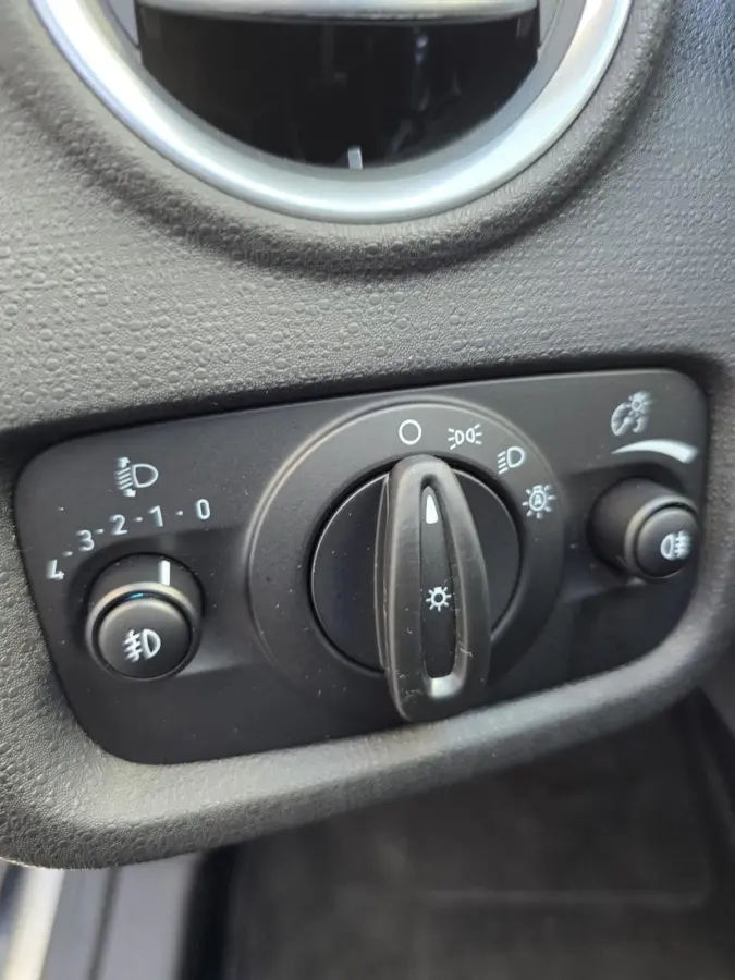 1.0 EcoBoost Titanium | 2E EIGENAAR | 12MND GARANTIE | NW DISTR | AIRCO | NAVI |
