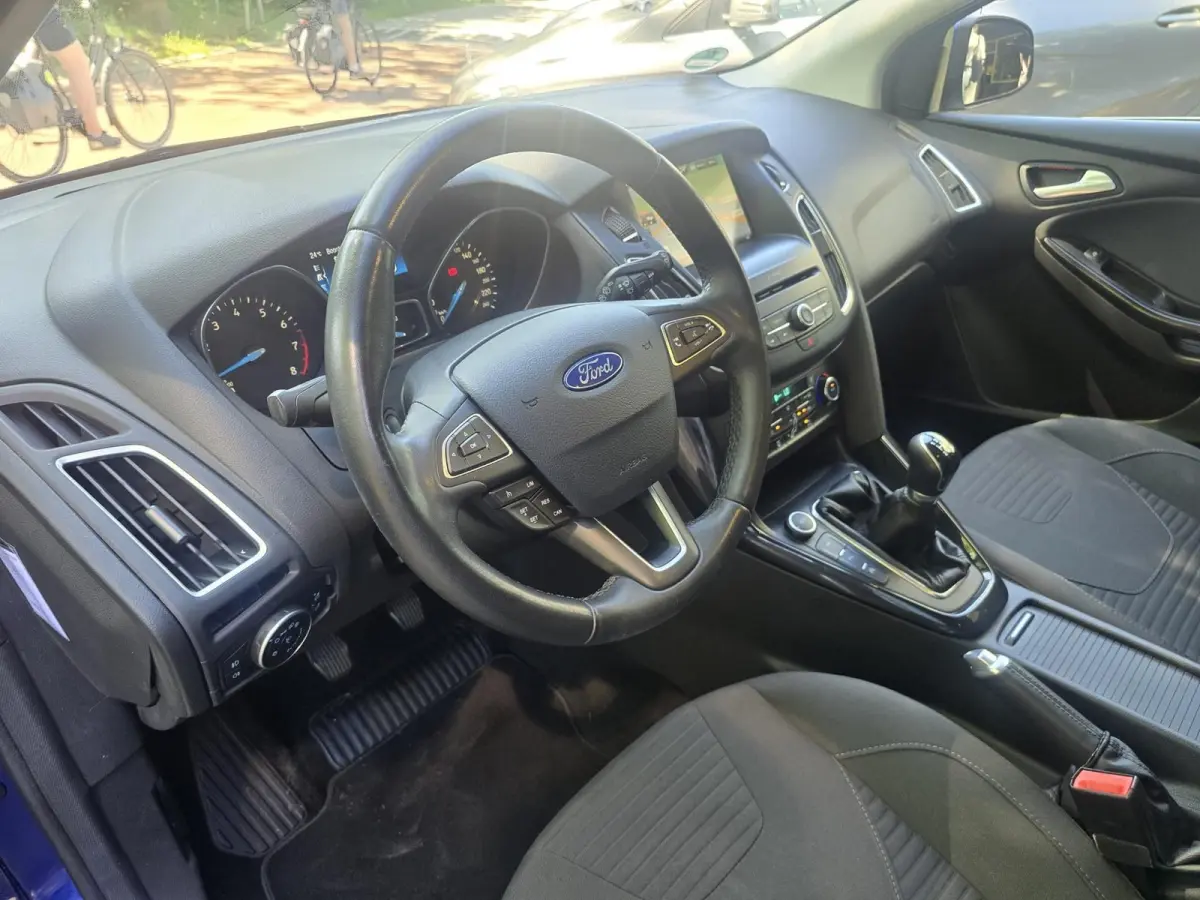 1.0 Titanium | 2E EIGENAAR |3/6 OF 12MND GARANTIE | AIRCO | CRUISE | NAVI | LMV |