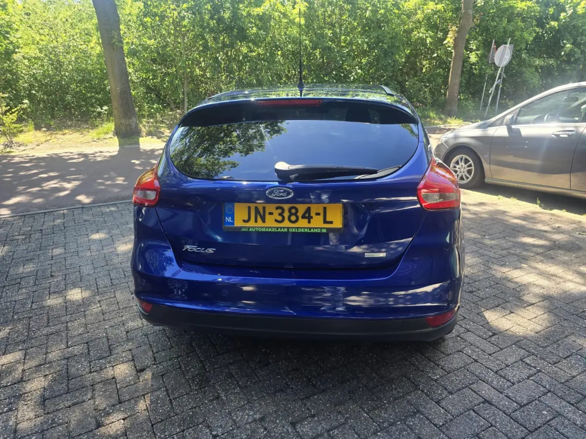 1.0 Titanium | 2E EIGENAAR |3/6 OF 12MND GARANTIE | AIRCO | CRUISE | NAVI | LMV |