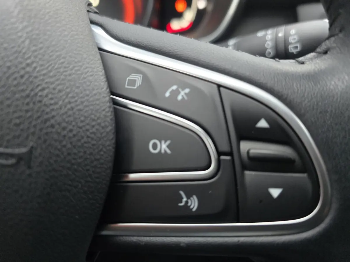 Kadjar TCe Intens | | 2E EIGENAAR | 3/6 OF 12MND GARANTIE | AIRCO | NAVI | CRUISE |