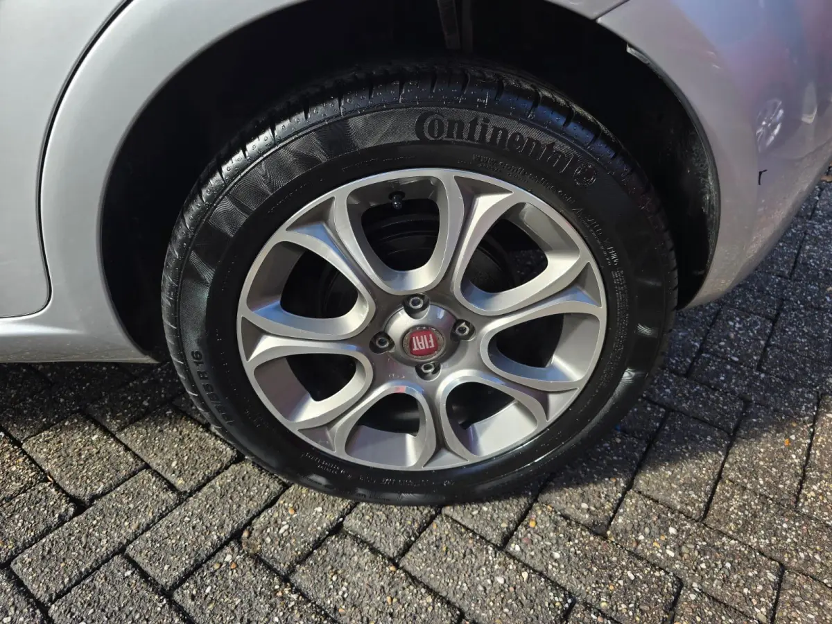 0.9 TwinAir Sempre | 1E EIGENAAR | 3/6 OF 12MND GARANTIE | 22.513 KM | CRUISE | NAVI | AIRCO | LMV |