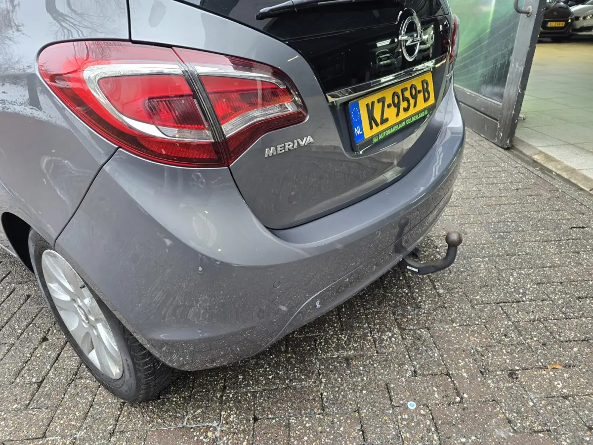 1.4 Turbo Blitz | 2E EIGENAAR | 3/6 OF 12MND GARANTIE | NAVI | LEDER | TREKHAAK |