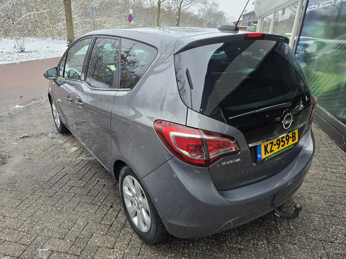 1.4 Turbo Blitz | 2E EIGENAAR | 3/6 OF 12MND GARANTIE | NAVI | LEDER | TREKHAAK |