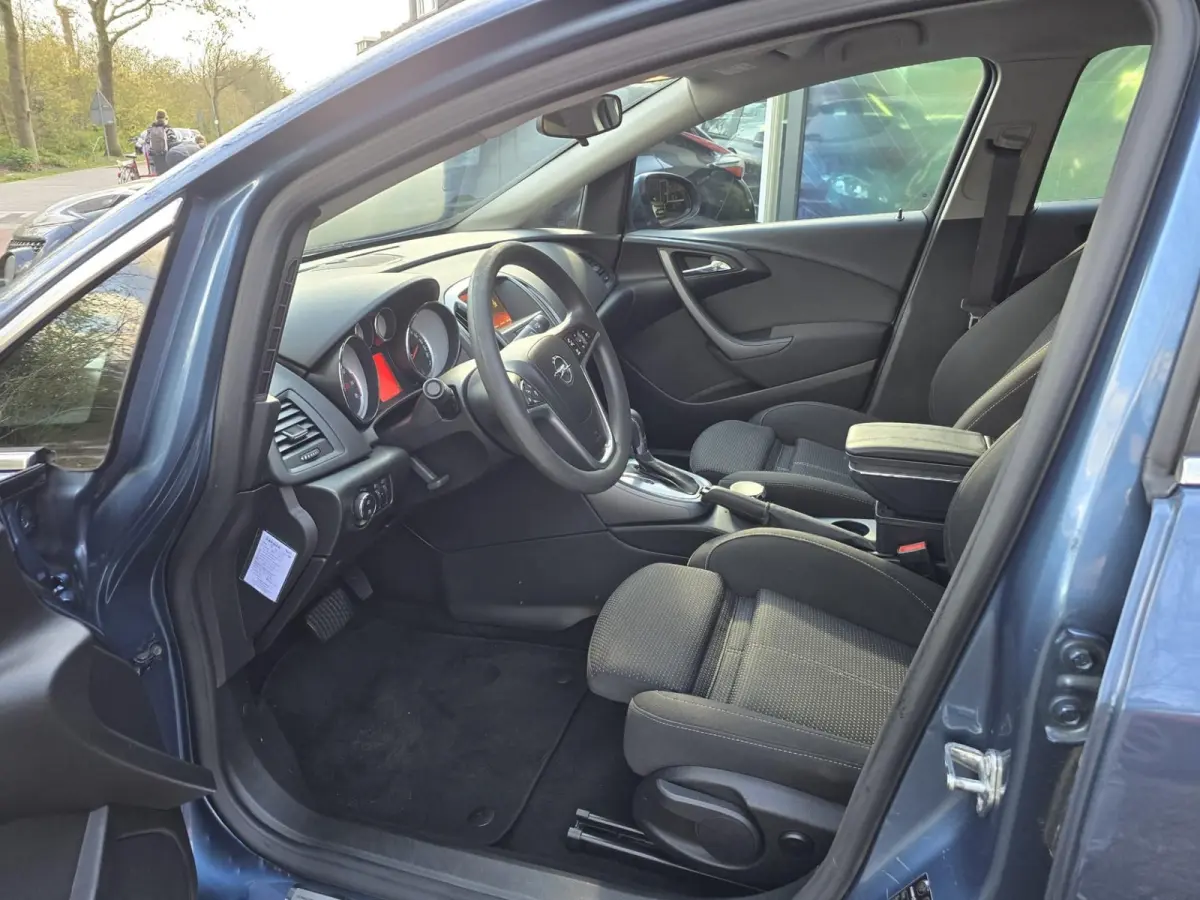 1.4 Turbo Edition | 2E EIGENAAR | 12MND GARANTIE | AUTOMAAT | NAVI | CRUISE | LMV |