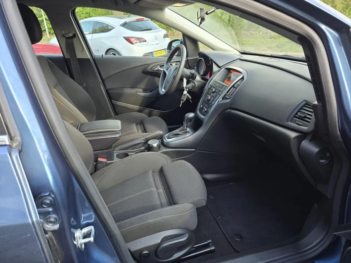 1.4 Turbo Edition | 2E EIGENAAR | 12MND GARANTIE | AUTOMAAT | NAVI | CRUISE | LMV |