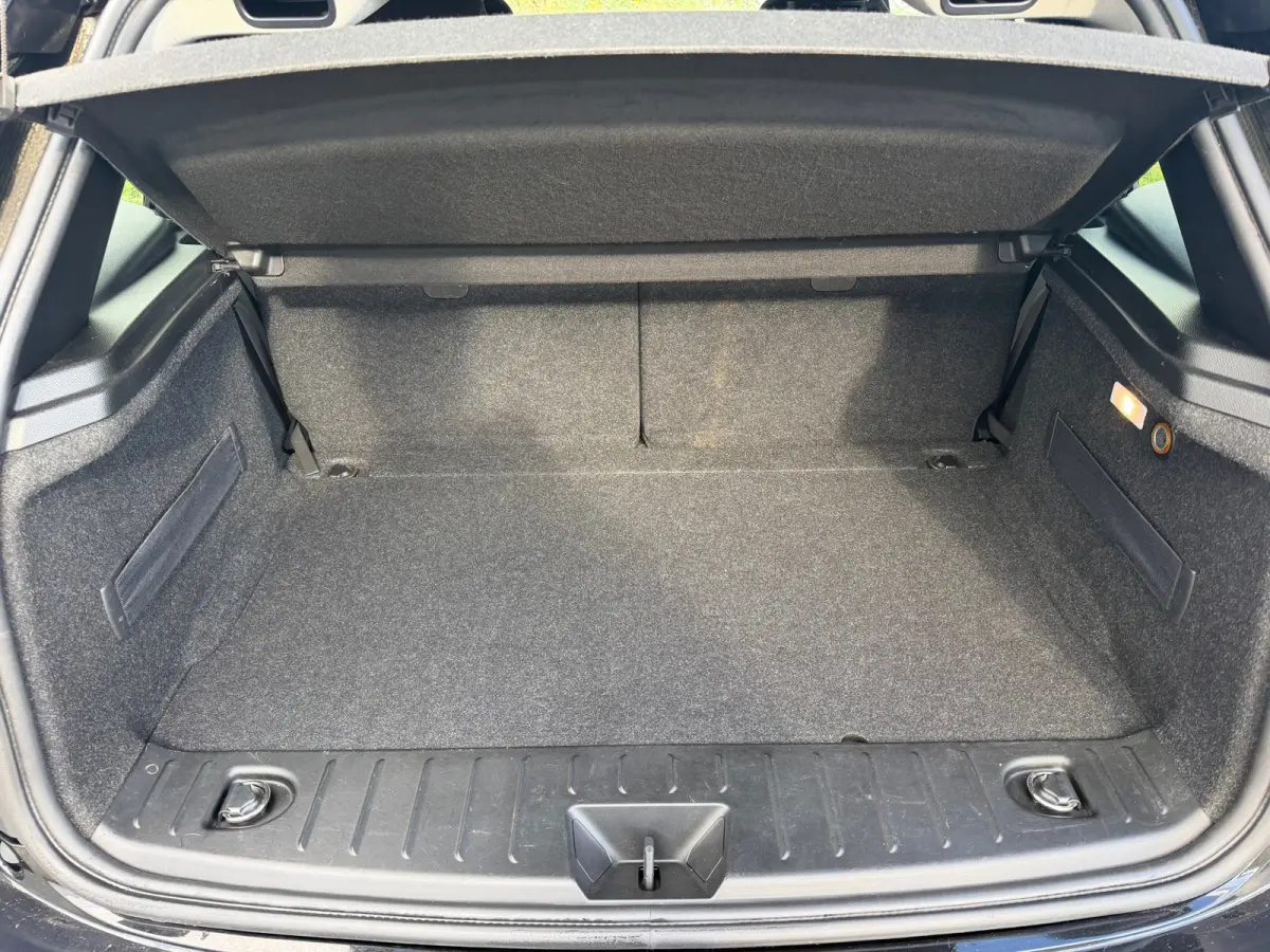 S iPerformance - Fluid Black - Panorama/Camera/Carplay/H.Kardon/W.pomp