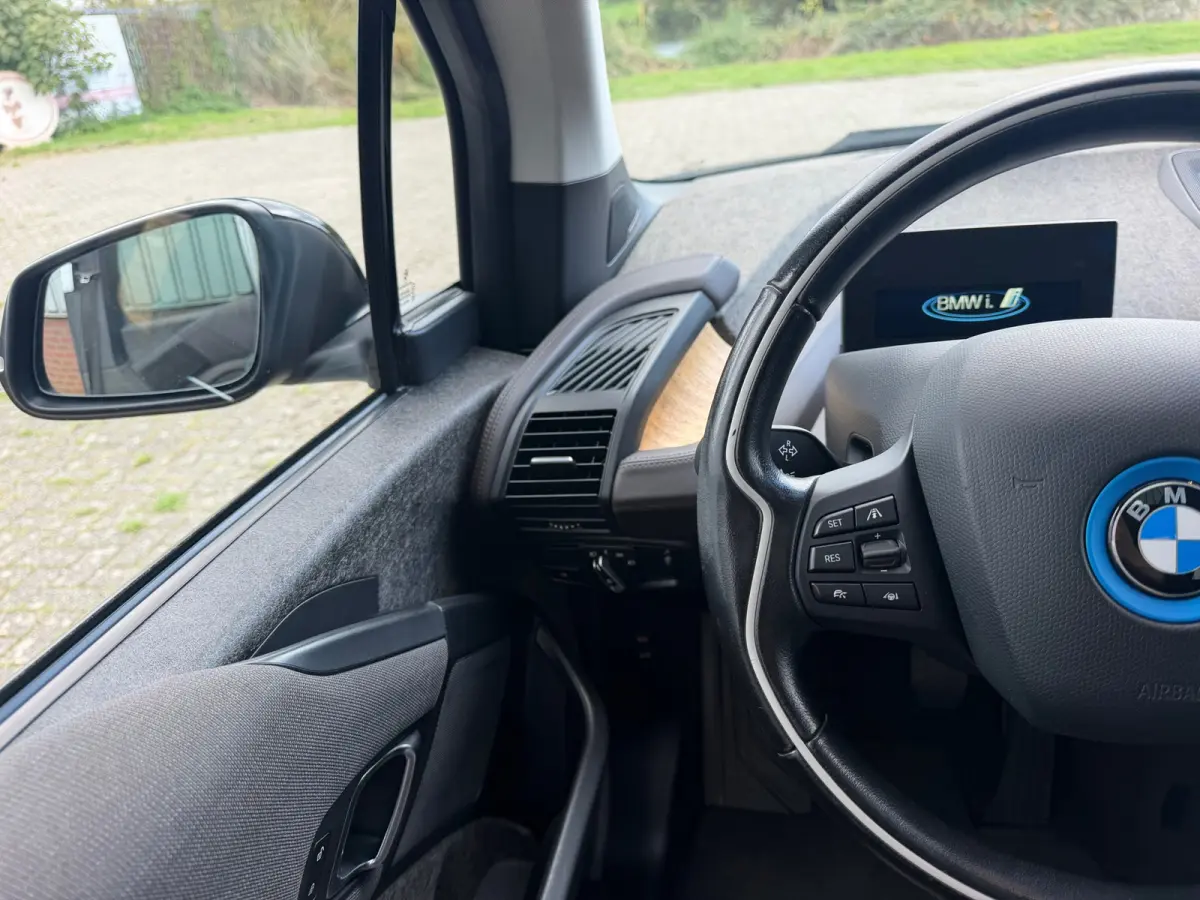 S iPerformance - Fluid Black - Panorama/Camera/Carplay/H.Kardon/W.pomp