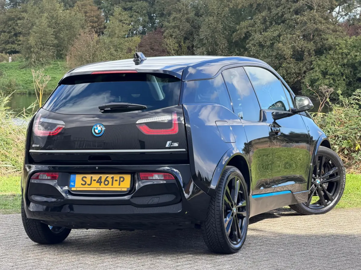 S iPerformance - Fluid Black - Panorama/Camera/Carplay/H.Kardon/W.pomp