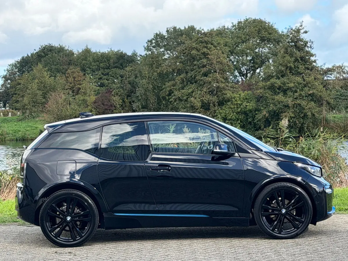 S iPerformance - Fluid Black - Panorama/Camera/Carplay/H.Kardon/W.pomp