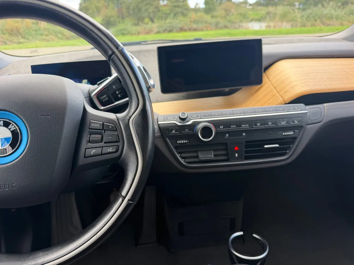 S iPerformance - Fluid Black - Panorama/Camera/Carplay/H.Kardon/W.pomp